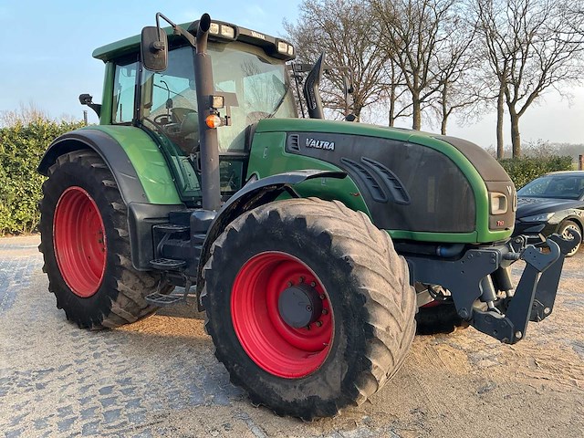 2014 valtra t163 vierwielaangedreven landbouwtractor - afbeelding 38 van  41