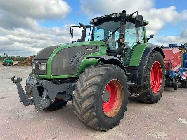 2014 valtra t163 vierwielaangedreven landbouwtractor - afbeelding 2 van  38