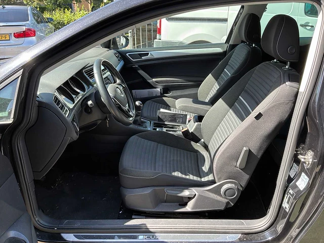 2014 volkswagen golf 1.2 tsi highline personenauto - afbeelding 20 van  22