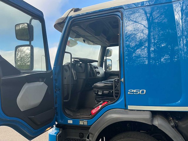 2014 volvo fe250 vrachtwagen - afbeelding 26 van  50