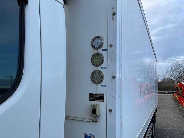 2014 volvo fl250 euro6 koel/vries vrachtwagen - afbeelding 45 van  57