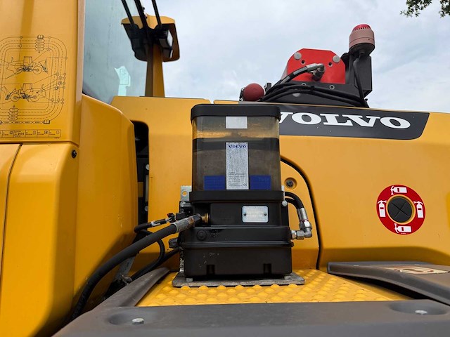 2014 volvo l60g shovel - afbeelding 13 van  19