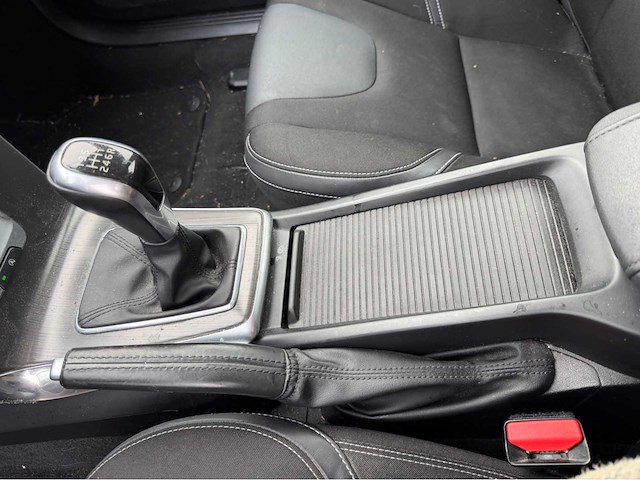 2014 volvo v40 personenauto - afbeelding 18 van  30