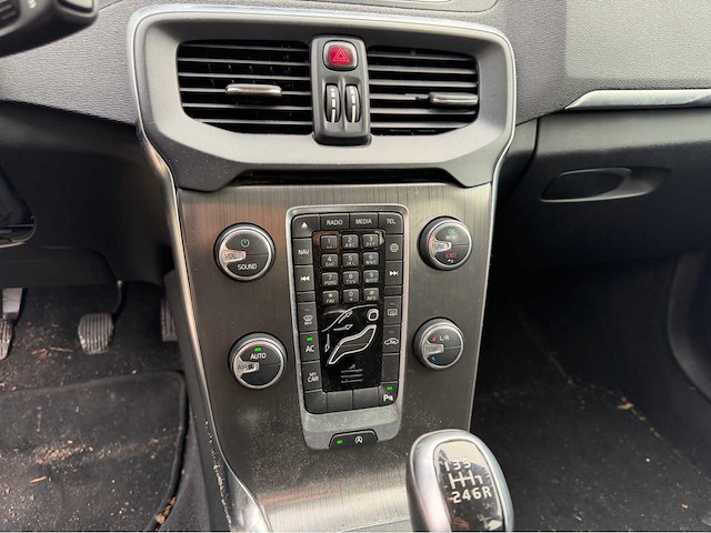 2014 volvo v40 personenauto - afbeelding 20 van  30