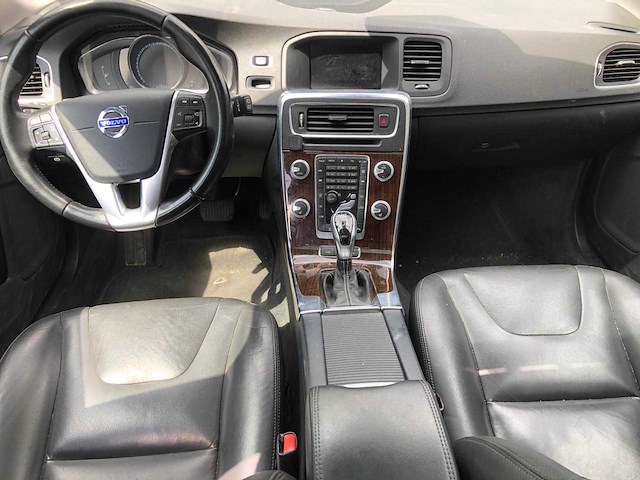 2014 volvo v60 r design plug in hybrid personenauto - afbeelding 10 van  12