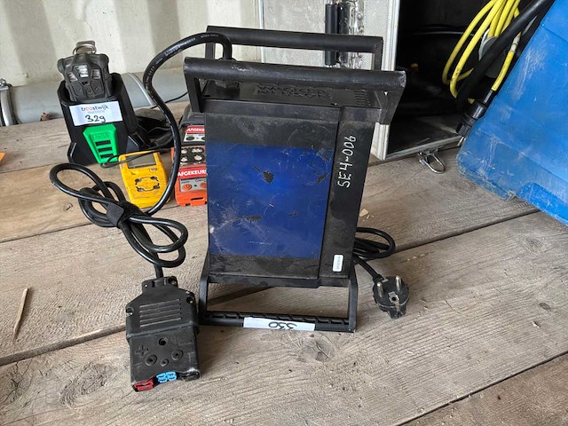 2014 wacker neuson c48/4 acculader - afbeelding 1 van  1