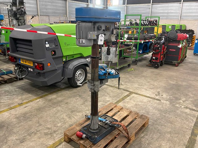 2014 wisent dc2509 kolomboormachine - afbeelding 13 van  17