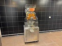 2014 zumex podium speed self service sinasappelpers - afbeelding 2 van  6