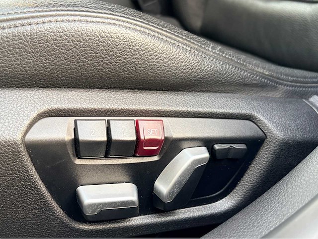 2015 - bmw - 340i xdrive m sport - personenauto - afbeelding 12 van  21