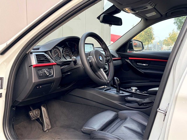 2015 - bmw - 340i xdrive m sport - personenauto - afbeelding 20 van  21