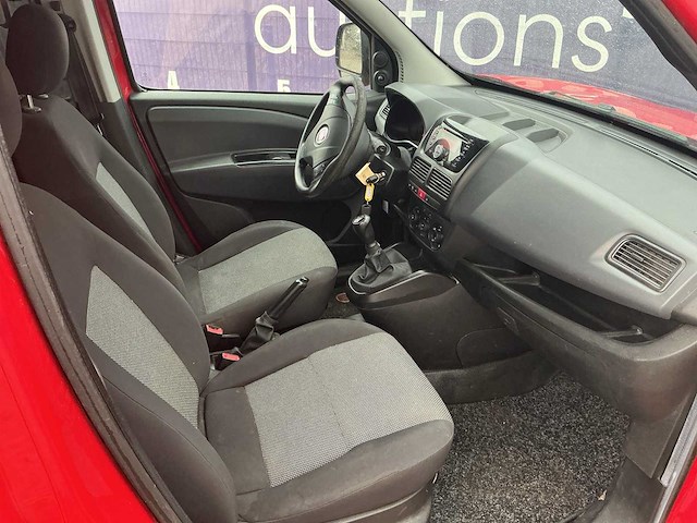 2015 - fiat - doblò cargo - 1.3 m-jet actual - afbeelding 5 van  12