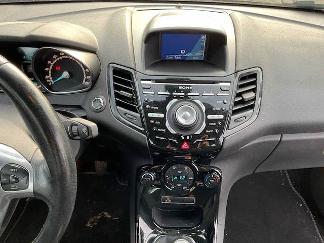 2015 - ford - fiesta - 1.5 tdci tit. lease - personenauto - afbeelding 9 van  11