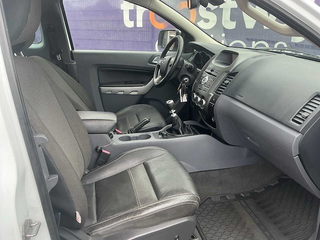 2015 - ford - ranger - 2.2 tdci limited sc - bedrijfswagen/pick-up - afbeelding 2 van  19