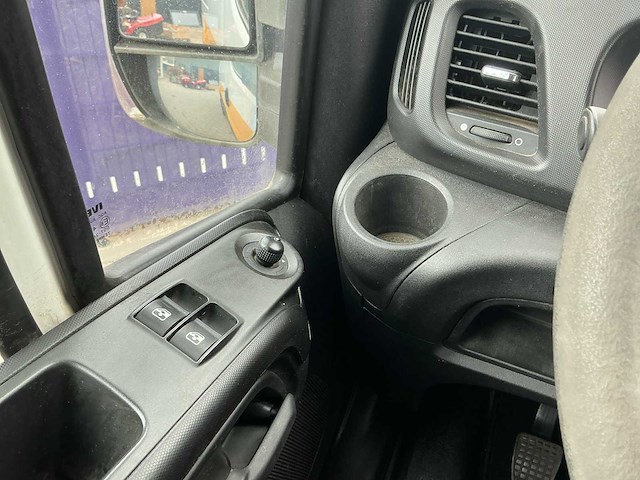 2015 - iveco - daily - 35c13v 2.3 352 h3 l - bedrijfswagen - afbeelding 4 van  14