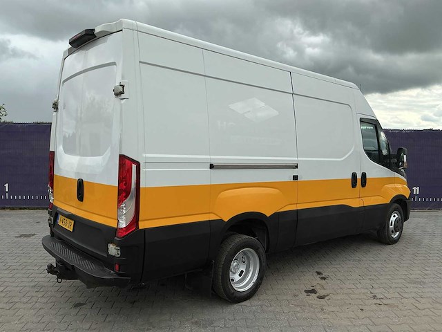 2015 - iveco - daily - 35c13v 2.3 352 h3 l - bedrijfswagen - afbeelding 9 van  14