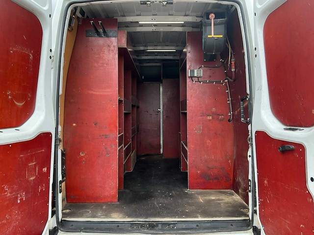 2015 - iveco - daily - 35c13v 2.3 352 h3 l - bedrijfswagen - afbeelding 10 van  14
