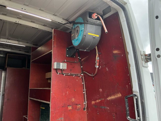 2015 - iveco - daily - 35c13v 2.3 352 h3 l - bedrijfswagen - afbeelding 11 van  14