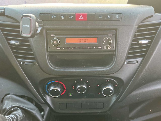 2015 - iveco - daily - 35s11 2.3 375 - bedrijfswagen/bakwagen - afbeelding 2 van  15