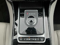 2015 - jaguar - xe - 2.0 d r-sport - personenauto - afbeelding 2 van  17