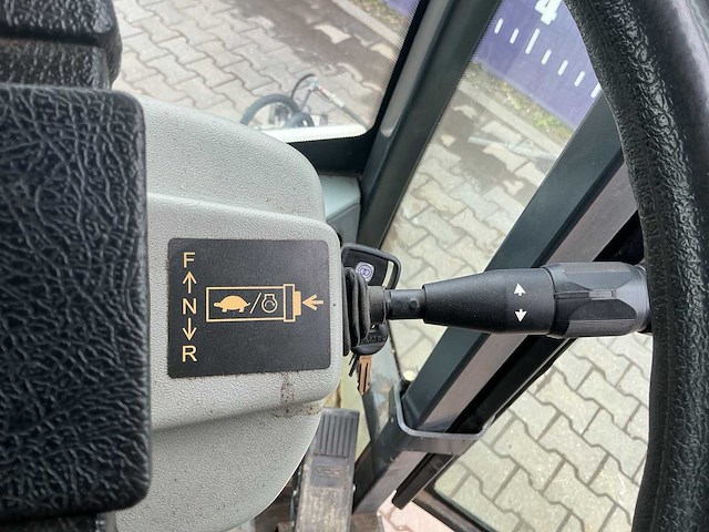 2015 - johnston sweepers - c401 - zelfrijdende veegmachine - afbeelding 25 van  38