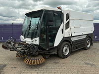 2015 - johnston sweepers - c401 - zelfrijdende veegmachine - afbeelding 1 van  33