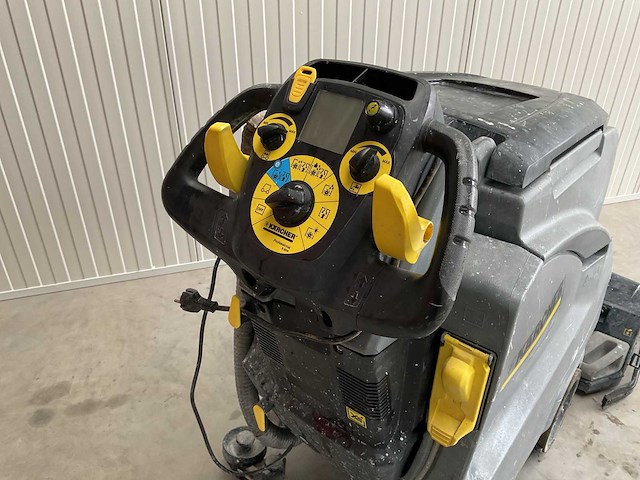 2015 - karcher - b 80 w bp - schrob-/zuigmachine - afbeelding 7 van  8