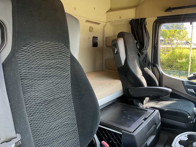 2015 - mercedes-benz - actros - vrachtwagen - afbeelding 5 van  28