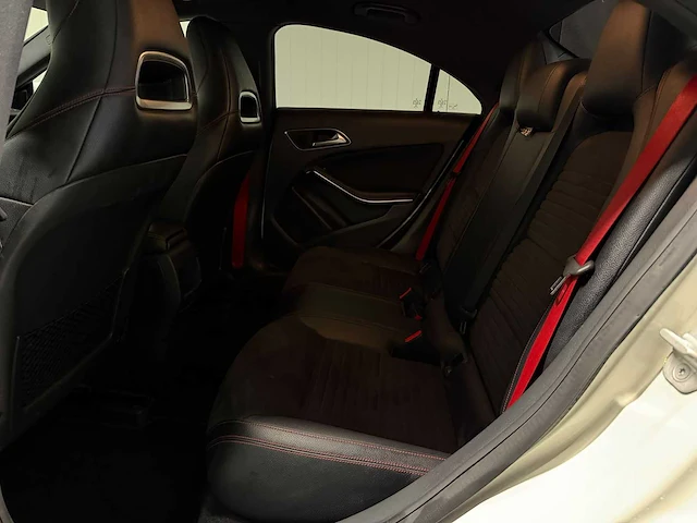 2015 - mercedes-benz - cla-klasse - amg 45 4matic xj-744-s iaw - afbeelding 5 van  23