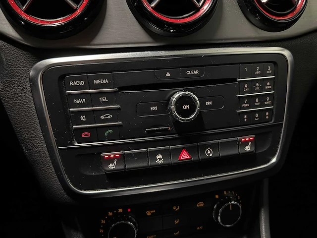 2015 - mercedes-benz - cla-klasse - amg 45 4matic xj-744-s iaw - afbeelding 21 van  23