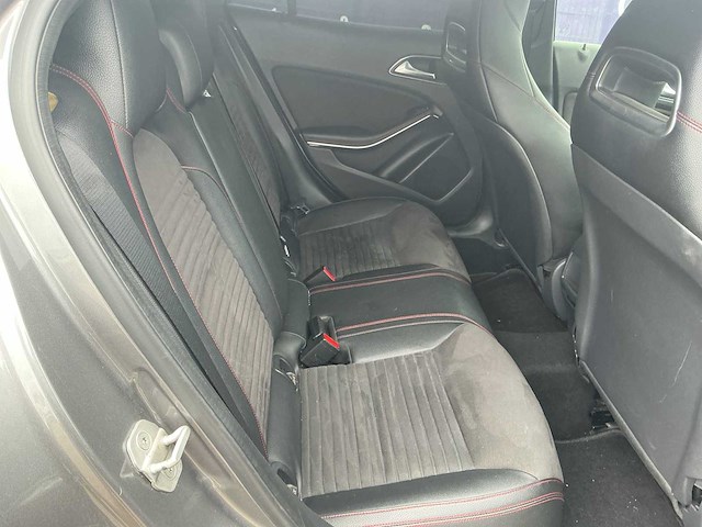 2015 - mercedes-benz - gla-klasse - 200 cdi 4m prestige - personenauto - afbeelding 8 van  13