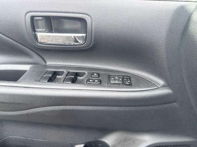 2015 - mitsubishi - outlander - 2.0 instyle automaat- 4-zsj-26 - afbeelding 2 van  15