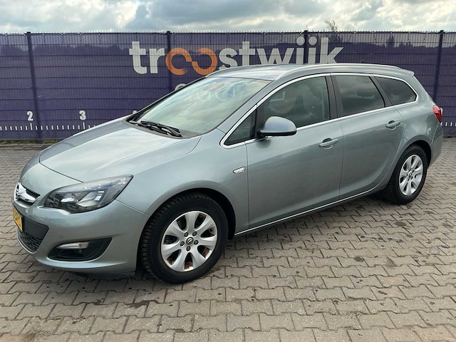 2015 - opel - astra sports tourer - 1.6 cdti blitz - personenauto - afbeelding 1 van  13