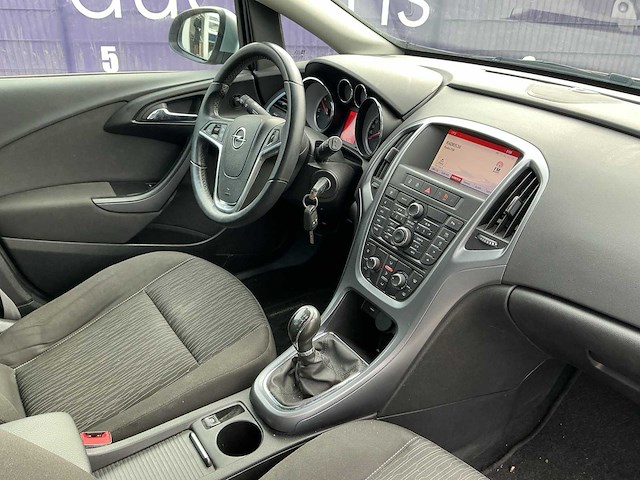 2015 - opel - astra sports tourer - 1.6 cdti blitz - personenauto - afbeelding 11 van  13