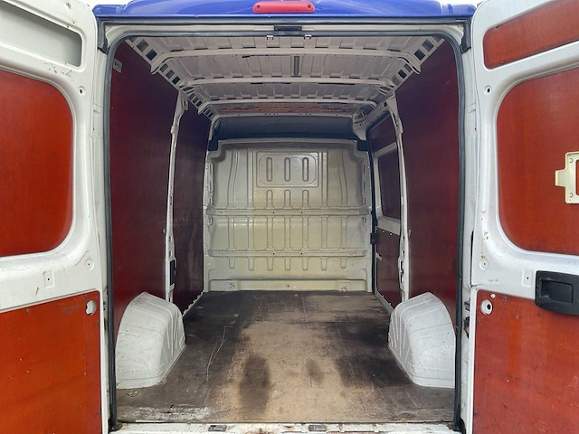 2015 - peugeot - boxer - 330 2.2 hdi l2h2 xr - bedrijfswagen - afbeelding 11 van  14