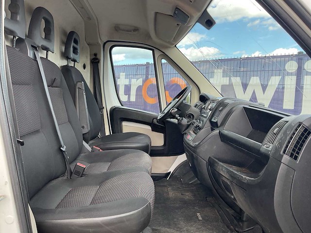 2015 - peugeot - boxer - 330 2.2 hdi l2h2 xr - bedrijfswagen - afbeelding 5 van  7