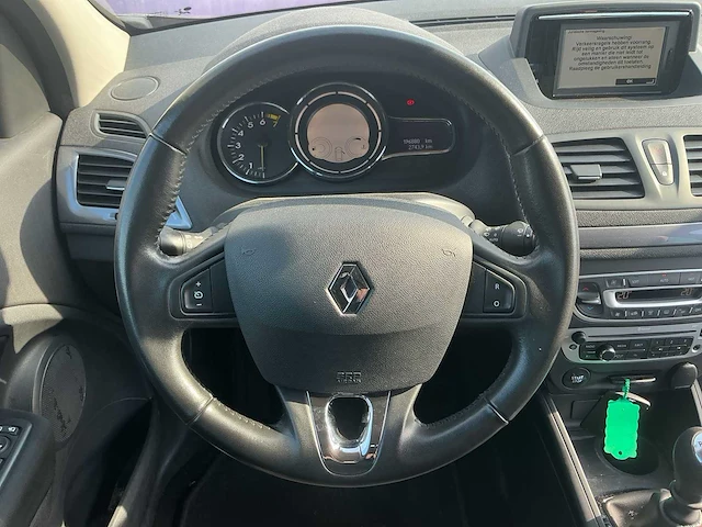 2015 - renault - mégane estate - 1.2 tce limited - personenauto - afbeelding 2 van  13
