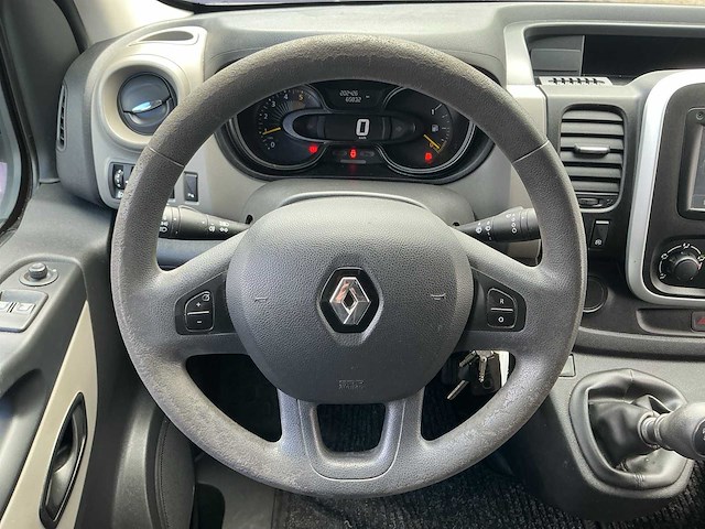 2015 - renault - trafic - 1.6 dci t29l1h2comen - bedrijfswagen - afbeelding 2 van  13