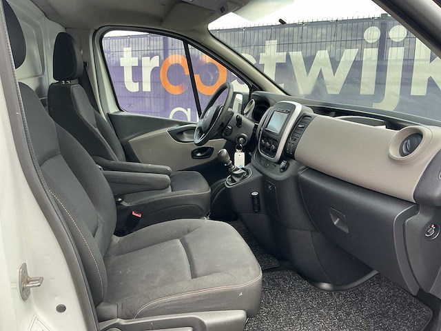2015 - renault - trafic - 1.6 dci t29l1h2comen - bedrijfswagen - afbeelding 11 van  13