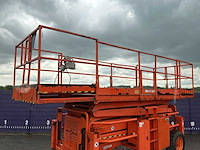2015 - skyjack - sj 8841 - 4x4 - schaarhoogwerker - afbeelding 10 van  13