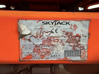 2015 - skyjack - sj 8841 - 4x4 - schaarhoogwerker - afbeelding 3 van  13