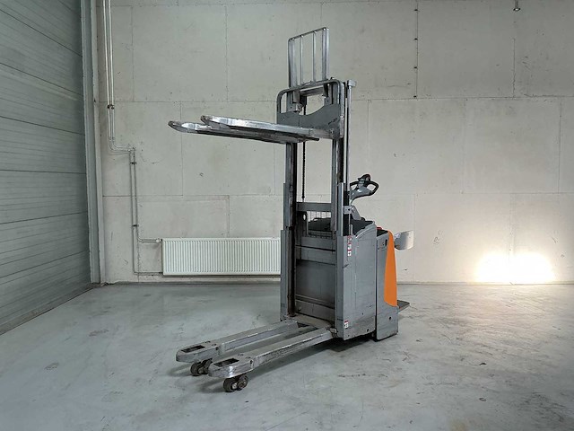 2015 - still - exd-sf20 - stackers - afbeelding 1 van  8