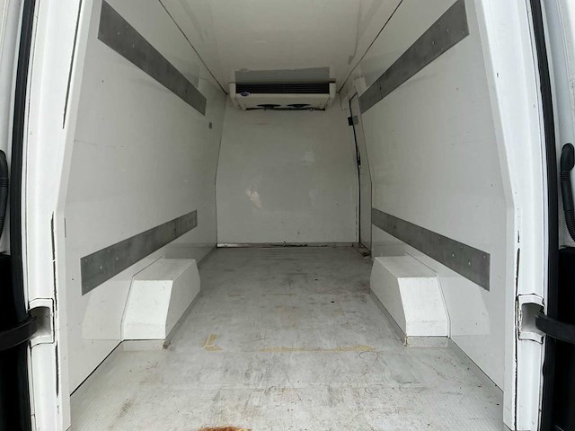 2015 - volkswagen - crafter - 35 2.0 tdi l3h2 - bedrijfswagen/koel-vries transport - afbeelding 17 van  20