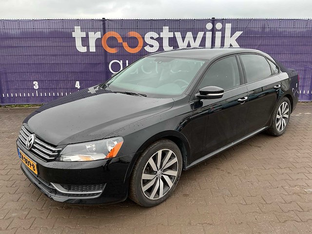 2015 - volkswagen - passat - 1.8 tsi bns. ed. r. - personenauto - afbeelding 1 van  6
