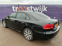 2015 - volkswagen - passat - 1.8 tsi bns. ed. r. - personenauto - afbeelding 3 van  6
