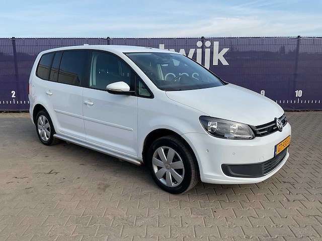2015 - volkswagen - touran - 2.0 tdi comfl. bluem - personenauto - afbeelding 12 van  19