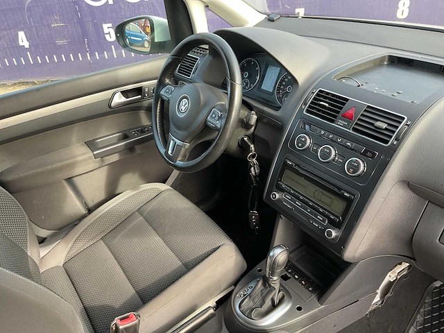 2015 - volkswagen - touran - 2.0 tdi comfl. bluem - personenauto - afbeelding 16 van  19