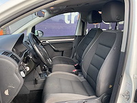 2015 - volkswagen - touran - 2.0 tdi comfl. bluem - personenauto - afbeelding 17 van  19