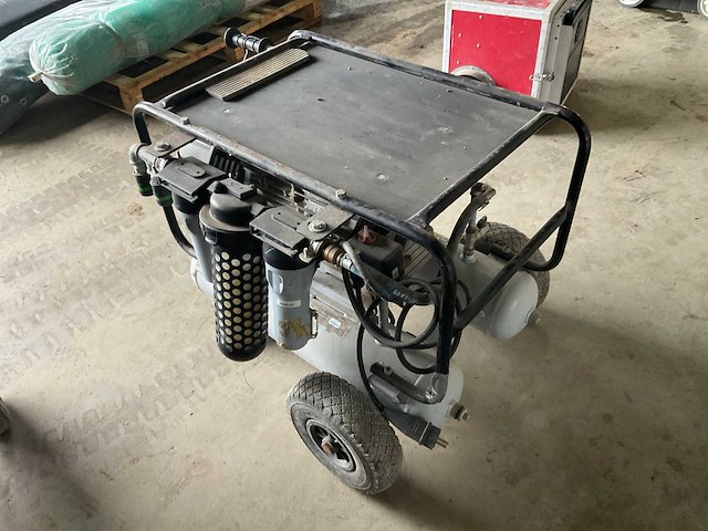 2015 aariac mobiel 340/22h luchtcompressor - afbeelding 4 van  8