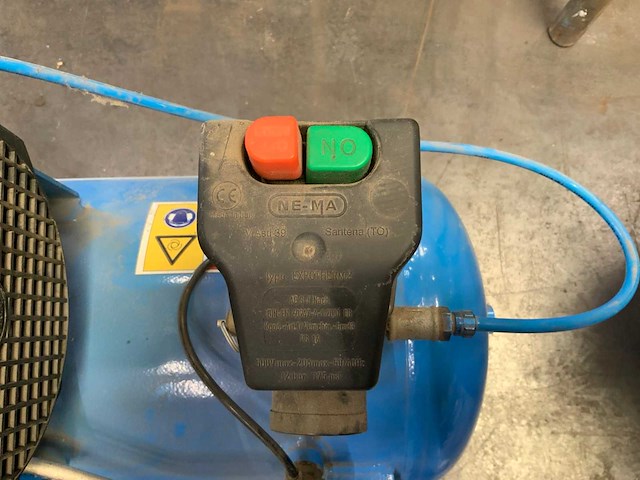 2015 airpress tyfe110/hd65dv/50 luchtcompressor - afbeelding 3 van  6