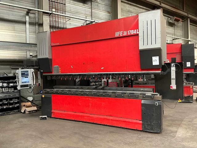2015 amada hfe 3i 1704 8 axes l cnc-kantbank - afbeelding 7 van  14